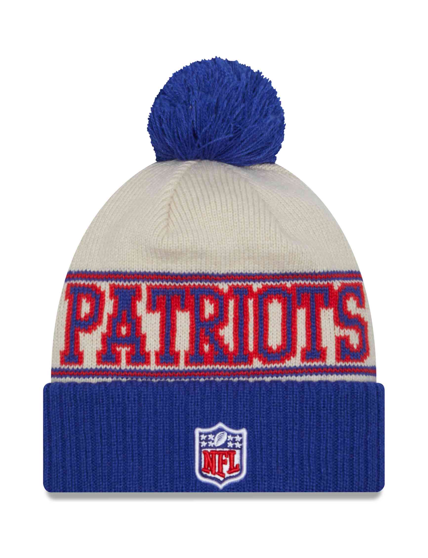 New Era - NFL New England Patriots 2023 Sideline Historic Knit Bobble Beanie