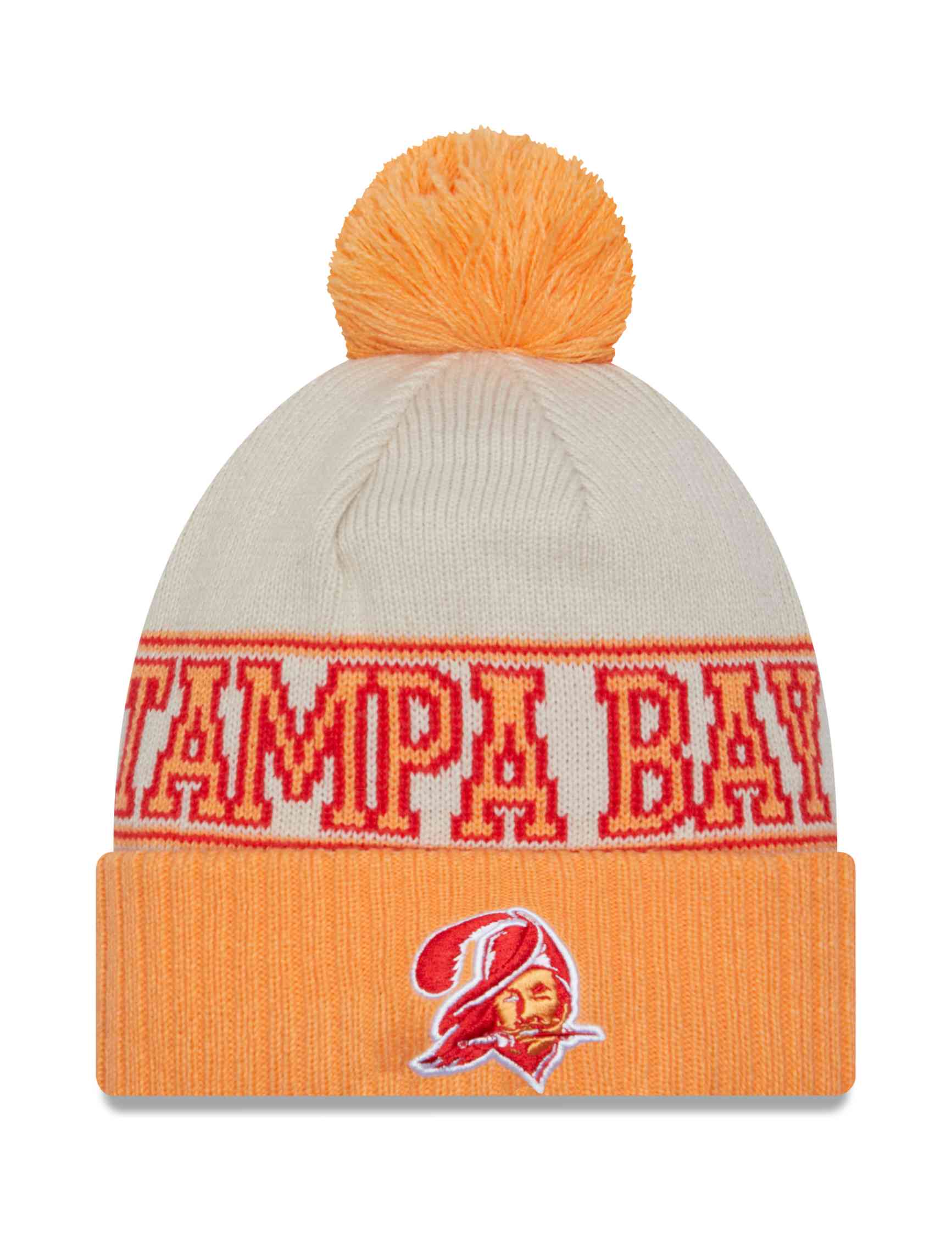 New Era - NFL Tampa Bay Buccaneers 2023 Sideline Historic Knit Bobble Beanie